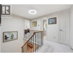 44 FORESTVIEW Drive - 21