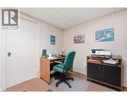 44 FORESTVIEW Drive - 36