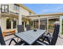 44 FORESTVIEW Drive - 38