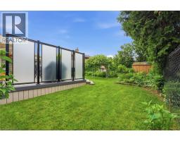 44 FORESTVIEW Drive - 43
