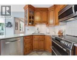 44 FORESTVIEW Drive - 5