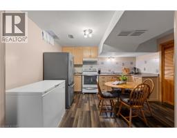 8 COCHRANE Avenue - 30