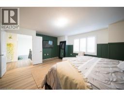 73 ELEANOR Avenue - 17