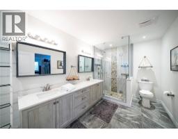 73 ELEANOR Avenue - 22