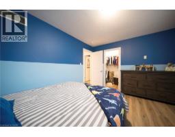73 ELEANOR Avenue - 28