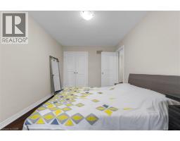 370 STONEHENGE Drive UnitNo. 13 - 18