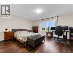 370 STONEHENGE Drive UnitNo. 13 - 21