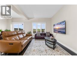 370 STONEHENGE Drive UnitNo. 13 - 6