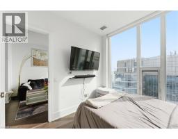 10 YORK Street UnitNo. 3807 - 14
