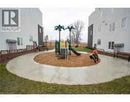 48 PROGRESS Crescent - 25