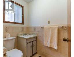 102 MARKSON Crescent - 27