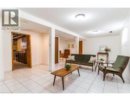 102 MARKSON Crescent - 30