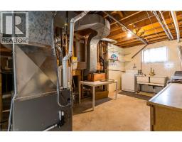 102 MARKSON Crescent - 35