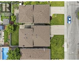 102 MARKSON Crescent - 36