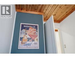 223 CARTER Avenue - 30