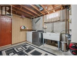 223 CARTER Avenue - 48