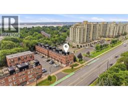 70 PLAINS Road W UnitNo. 10 - 32