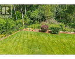 570 HALLMARK Drive - 39