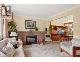 803 MONTGOMERY Drive - 9