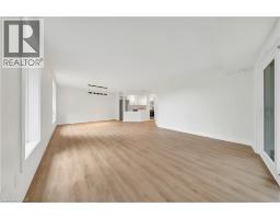 3085 KINGSWAY Drive UnitNo. 21 - 22