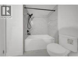 3085 KINGSWAY Drive UnitNo. 21 - 3