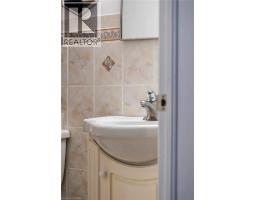 8 WOODMAN Drive UnitNo. 805 - 20