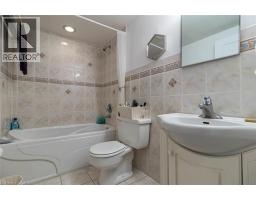 8 WOODMAN Drive UnitNo. 805 - 21