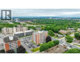 8 WOODMAN Drive UnitNo. 805 - 29