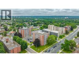 8 WOODMAN Drive UnitNo. 805 - 31