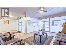8 WOODMAN Drive UnitNo. 805 - 5
