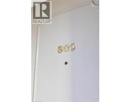 8 WOODMAN Drive UnitNo. 805 - 6