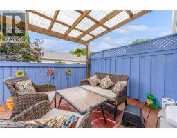 149 SILVERBIRCH Boulevard - 30