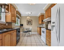 409 MOHAWK Road W - 11