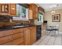 409 MOHAWK Road W - 12