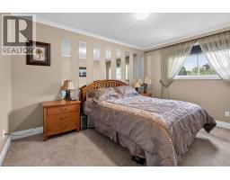 409 MOHAWK Road W - 15