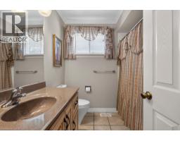 409 MOHAWK Road W - 18