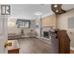 409 MOHAWK Road W - 21