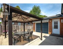 409 MOHAWK Road W - 35
