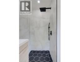 26 RICHARDSON Street - 37