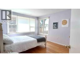 919 MONTGOMERY Drive - 15