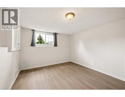 154 GRAHAM Crescent - 21