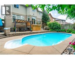 26 SHADETREE Crescent - 3