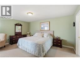 26 SHADETREE Crescent - 32