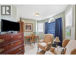 26 SHADETREE Crescent - 42