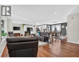 952 ROBINSON Road - 10