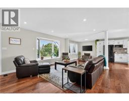 952 ROBINSON Road - 11