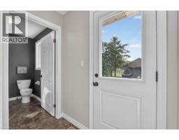 952 ROBINSON Road - 19
