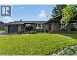 952 ROBINSON Road - 2