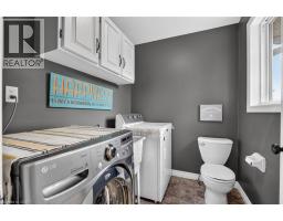 952 ROBINSON Road - 20