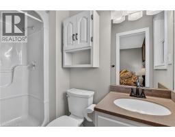 952 ROBINSON Road - 23